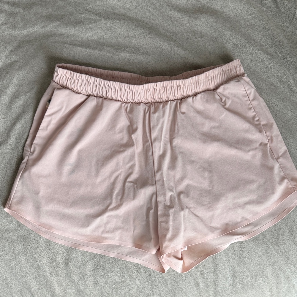 2 in 1 Uniqlo shorts